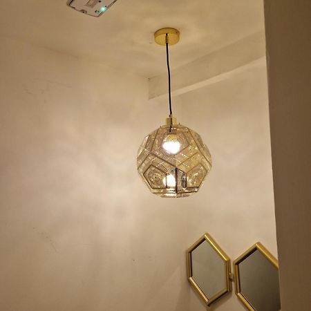 Highfields Living - All Rooms Ensuite- Free Wifi- Free Local Parking Шеффілд Екстер'єр фото