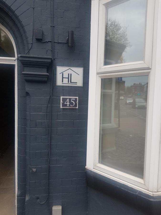 Highfields Living - All Rooms Ensuite- Free Wifi- Free Local Parking Шеффілд Екстер'єр фото